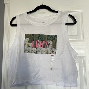 Levi’s crop top